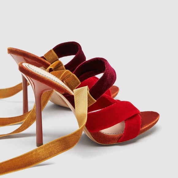 ZARA WOMAN MULTI COLOR SANDALS WITH VELVET STRAPS - Picture 5 of 8